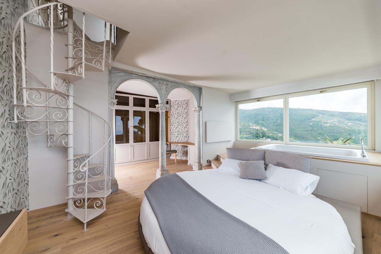 Suite with sea view and Jacuzzi,662685660:JPEG
